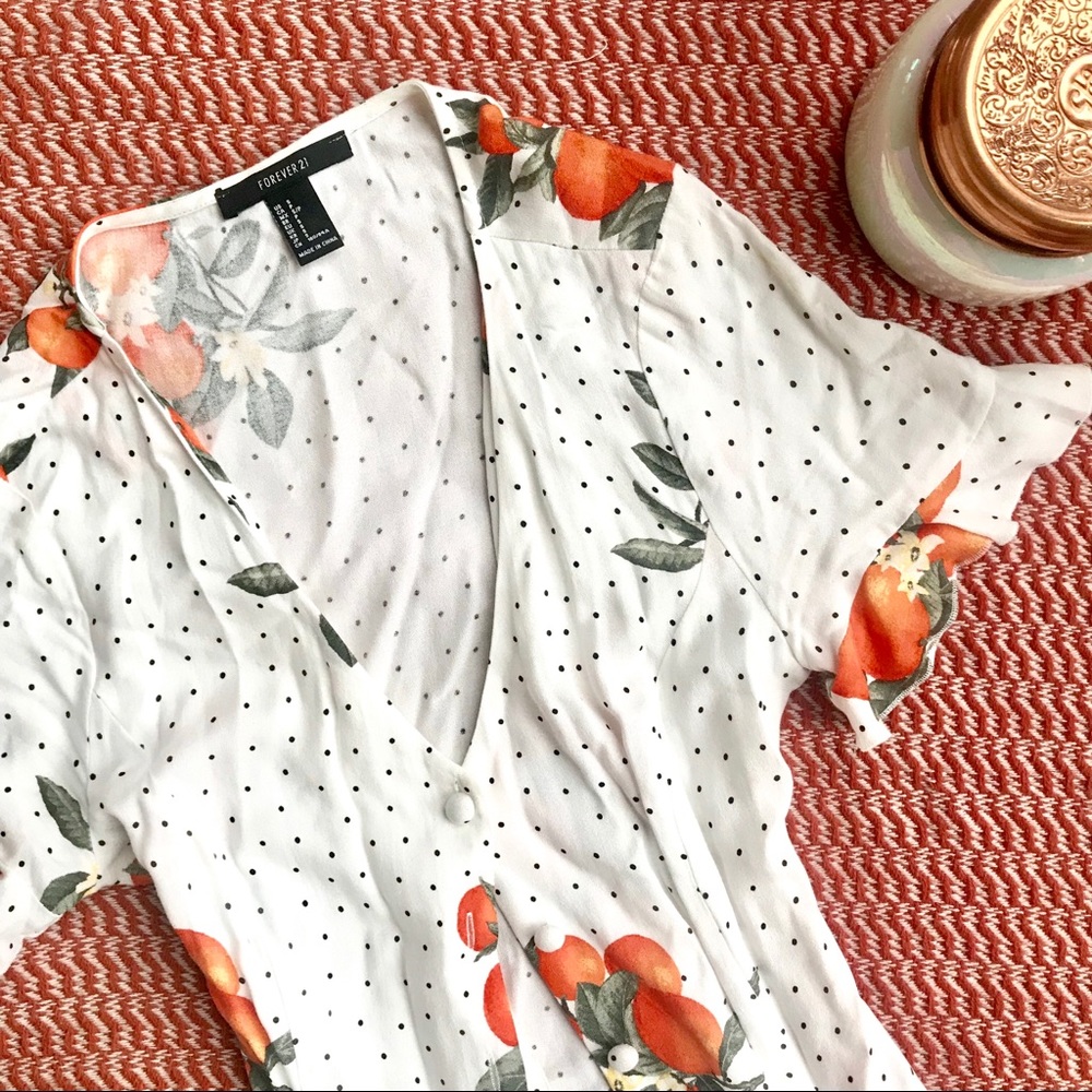 Forever21 🍊 polka dot button up dress